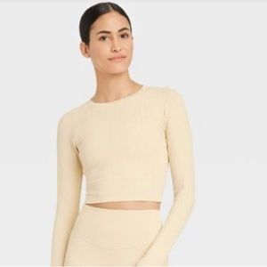 Women's Cropped Seamless Cable Knit Long Sleeve Top - JoyLab
